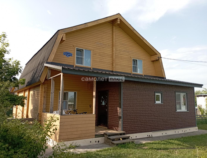 Двухэтажный дом, 200 м²