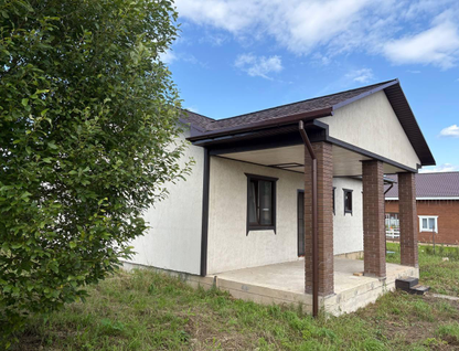 Одноэтажный коттедж, 140 м²