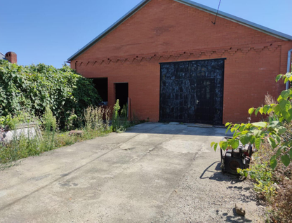 Помещение свободного назначения, 330&nbsp;м²