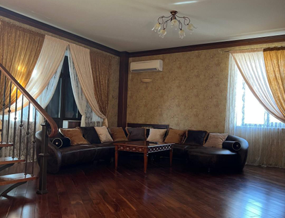 7-к. квартира, 256 м²