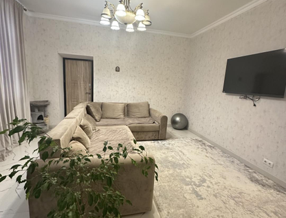 Двухэтажный коттедж, 192 м²