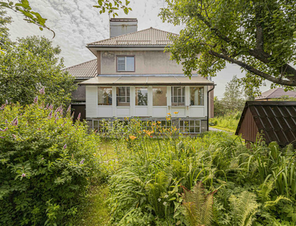 Трехэтажный дом, 269,7 м²