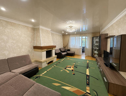 3-к. квартира, 135 м²