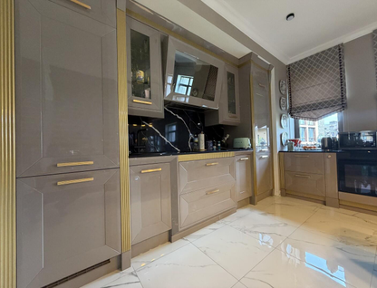 3-к. квартира, 135 м²
