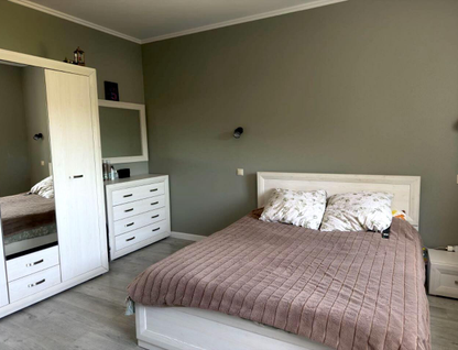 Двухэтажный дом, 170 м²