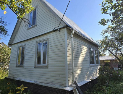 Двухэтажный дом, 72 м²