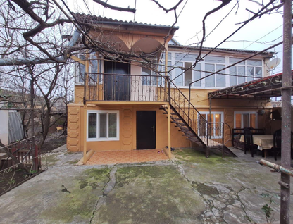 Двухэтажный дом, 150 м²