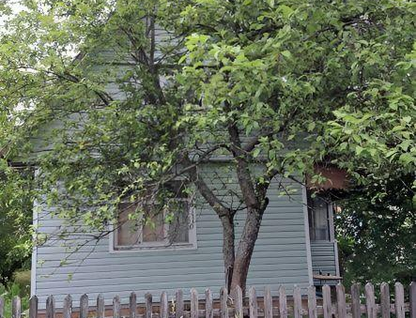 Двухэтажная дача, 70 м²