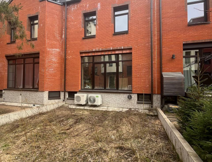 Трехэтажный таунхаус, 178 м²