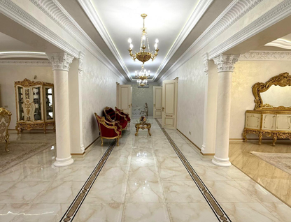 Двухэтажный дом, 500 м²