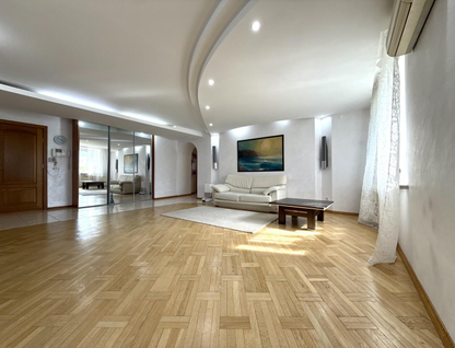 4-к. квартира, 137,9 м²