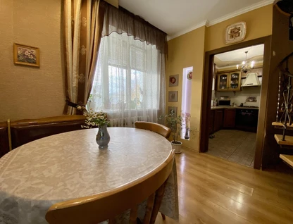 Двухэтажный дом, 159,1 м²