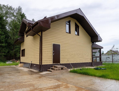 Двухэтажный дом, 128 м²