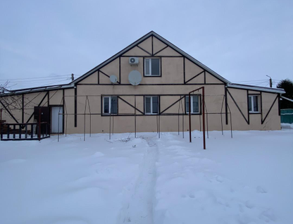 Двухэтажный дом, 185 м²