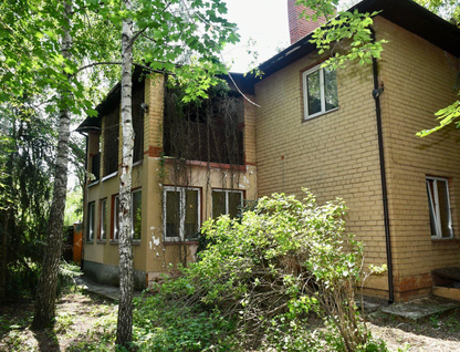 Двухэтажный дом, 280 м²