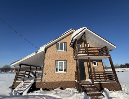 Двухэтажный дом, 145 м²