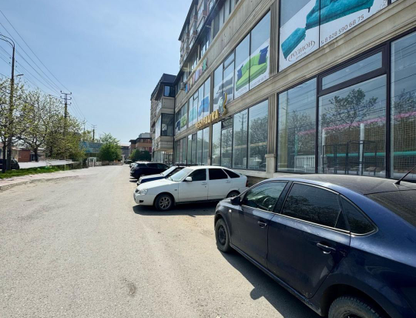 Торговые помещения, 1200&nbsp;м²