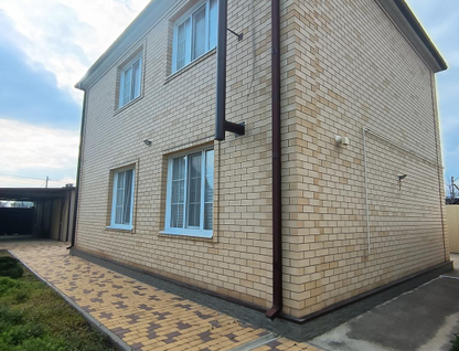 Двухэтажный дом, 130 м²