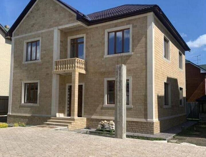 Двухэтажный дом, 240 м²