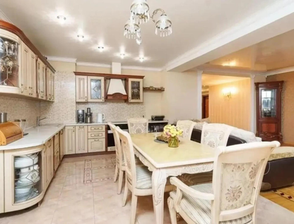 3-к. квартира, 130&nbsp;м²