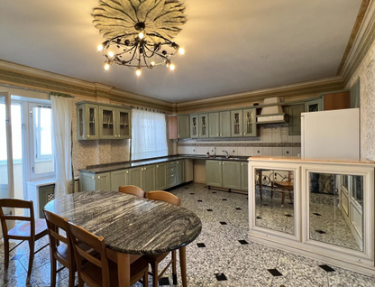 11-к. квартира, 272&nbsp;м²