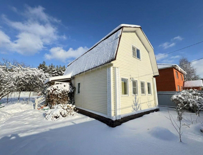 Двухэтажный дом, 120 м²