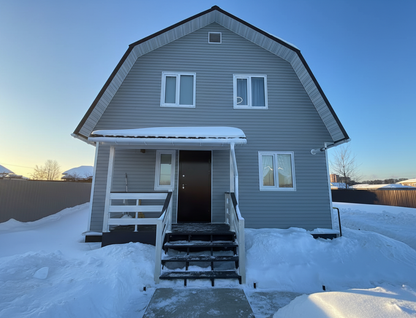 Двухэтажный дом, 105 м²