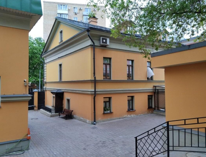 Офис, 1635 м²