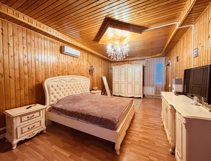 Двухэтажный дом, 350 м²