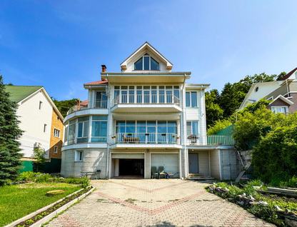 Четырехэтажный дом, 750 м²