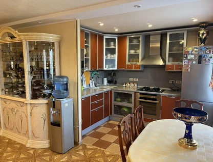 4-к. квартира, 91 м²