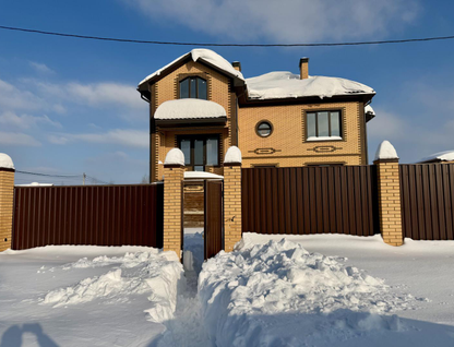 Трехэтажный дом, 409,6 м²