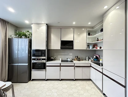 3-к. квартира, 80&nbsp;м²