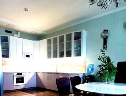 4-к. квартира, 140 м²