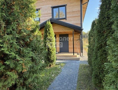 Двухэтажный дом, 175,4 м²