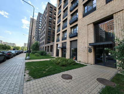 Торговые помещения, 179,9 м²