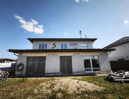 Двухэтажный дом, 266 м²