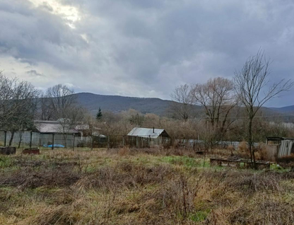 Участок (личное подсобное хозяйство), 16 сот.