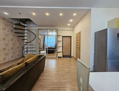 2-к. квартира, 77,9 м²