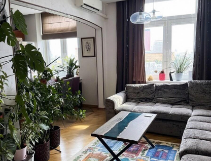 2-к. квартира, 77 м²