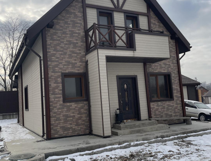 Двухэтажный коттедж, 138 м²