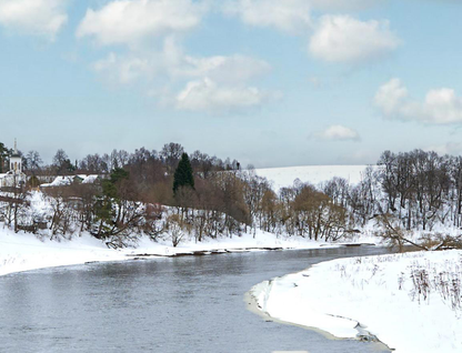 Двухэтажный коттедж, 240 м²