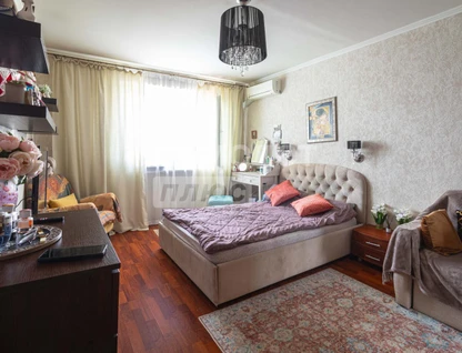 2-к. квартира, 63&nbsp;м²