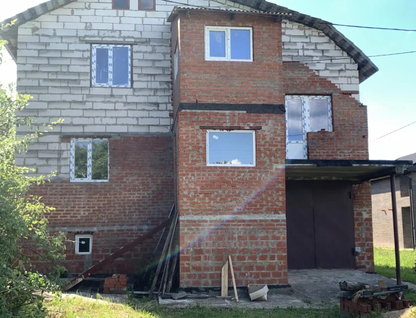Двухэтажный дом, 210 м²