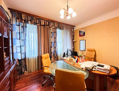 4-к. квартира, 146 м²