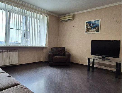 2-к. квартира, 82&nbsp;м²