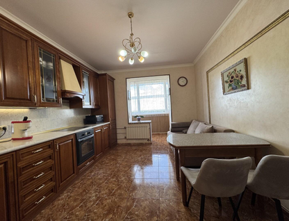 3-к. квартира, 107 м²