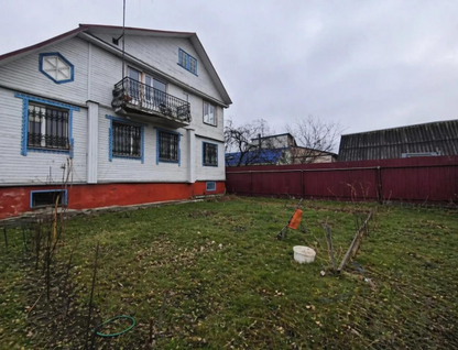 Трехэтажный дом, 240 м²