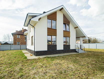 Двухэтажный дом, 148 м²