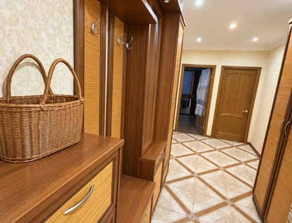 2-к. квартира, 81,4 м²